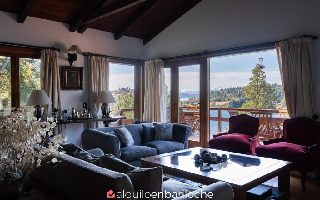 Casa con costa y muelle sobre el Lago Moreno en Llao Llao, para 7