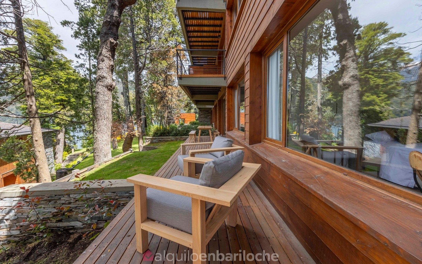 Departamento Planta Baja en Peñón de Arelauquen | Salida al Jardín