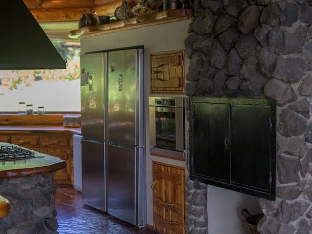 Casa con Costa de Lago, Playa, Muelle y Piscina Climatizada en Bariloche
