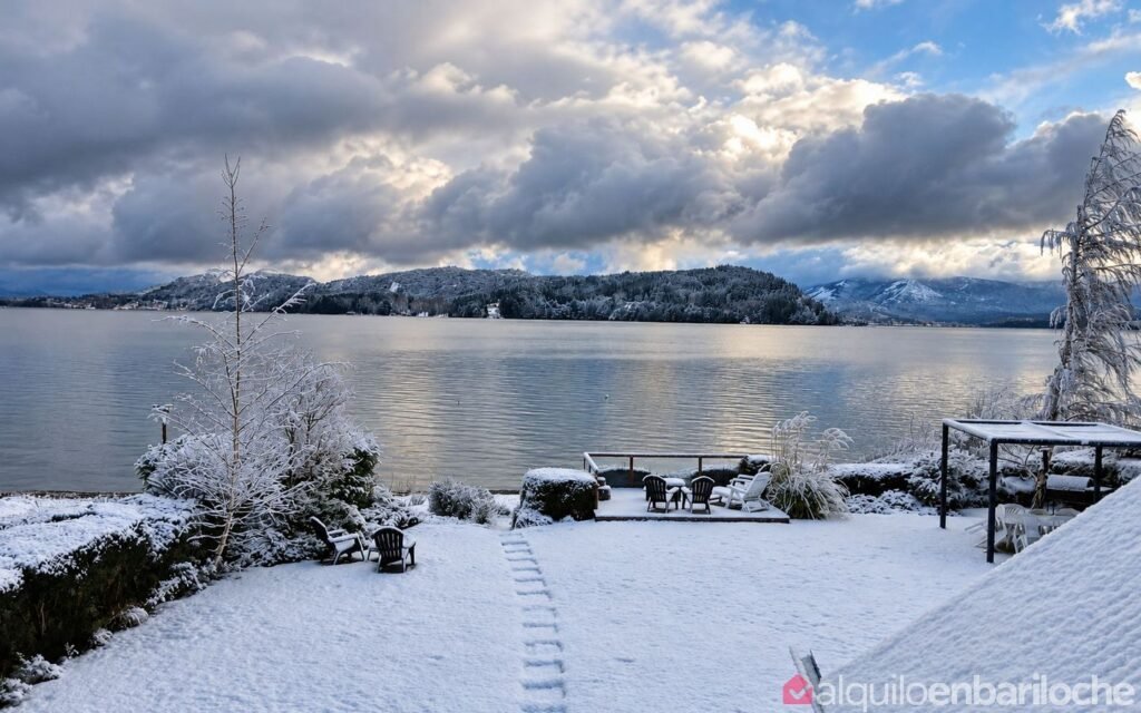 Casa con Costa del Nahuel Huapi y Acceso Directo a la Playa en Bariloche, foto 11