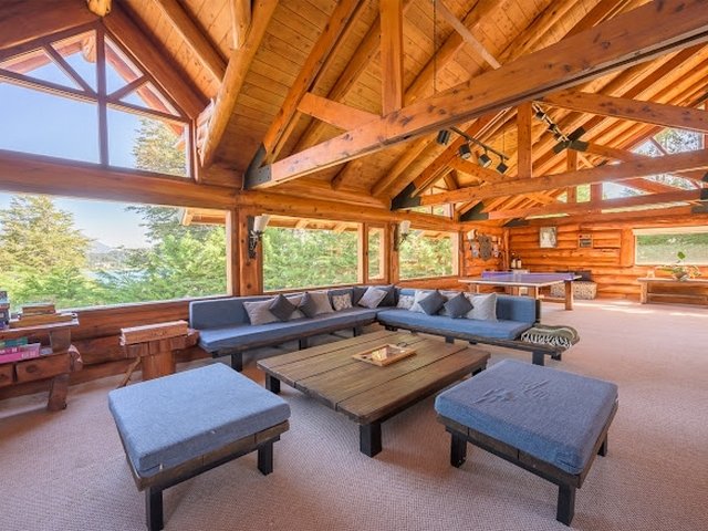 Casa con Costa de Lago, Playa, Muelle y Piscina Climatizada en Bariloche