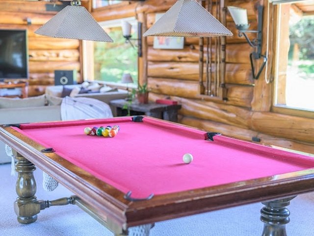 Casa con Costa de Lago, Playa, Muelle y Piscina Climatizada en Bariloche