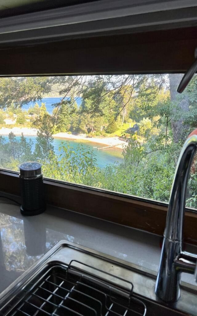 Casa sobre el Lago Moreno, Piscina Climatizada y Muelle en Bariloche, foto 40
