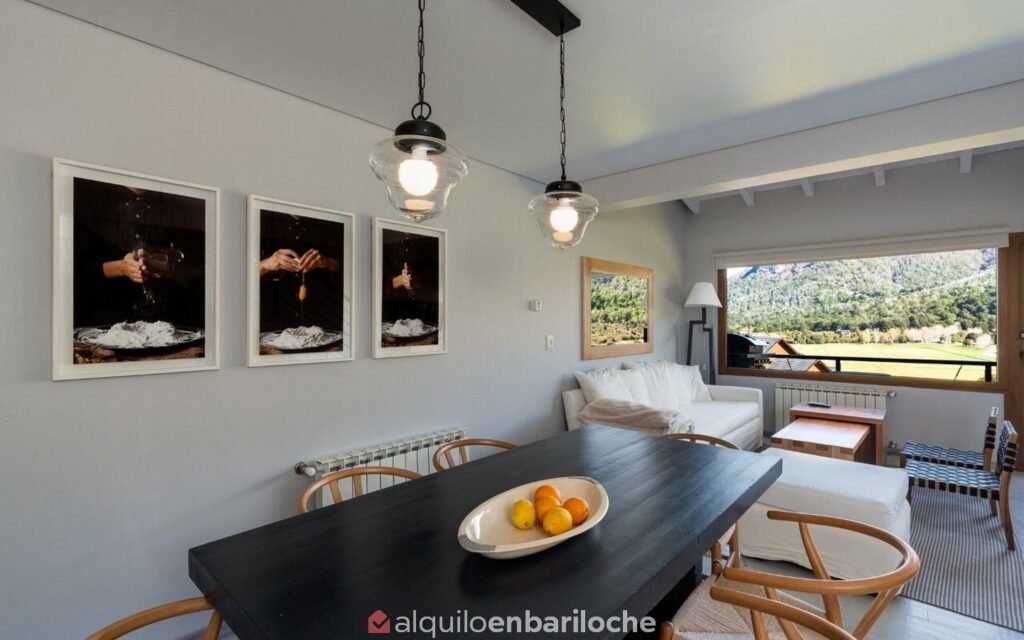Departamento dúplex para 8 en Arelauquen, con balcón y parrilla