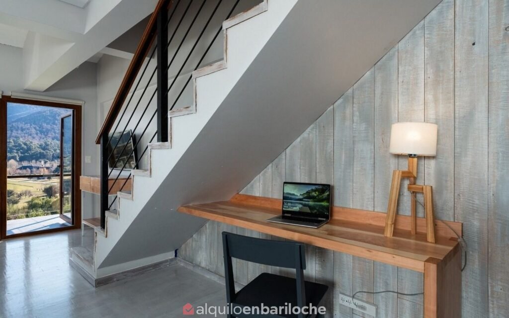 Departamento dúplex para 8 en Arelauquen, con balcón y parrilla, foto 14