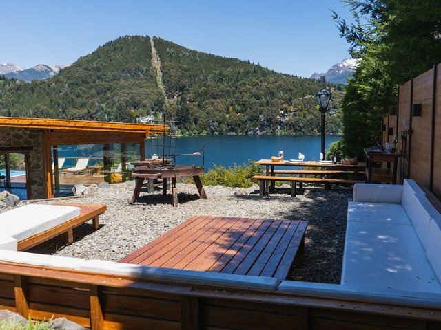 Casa con Costa de Lago, Playa, Muelle y Piscina Climatizada en Bariloche