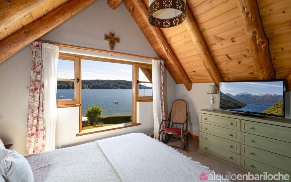 Casa con costa, playa y muelle privado sobre el Nahuel Huapi, para 11, foto 22