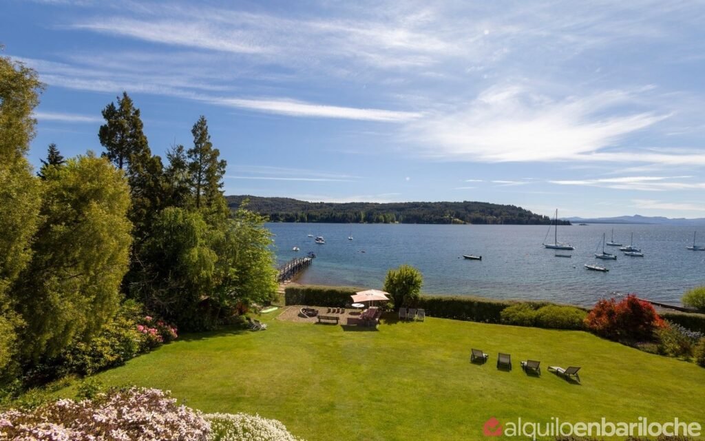 Casa con costa, playa y muelle privado sobre el Nahuel Huapi, para 11, foto 24