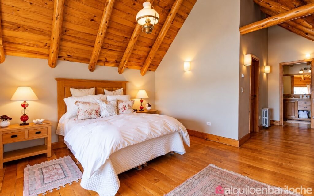 Casa con costa, playa y muelle privado sobre el Nahuel Huapi, para 11, foto 18
