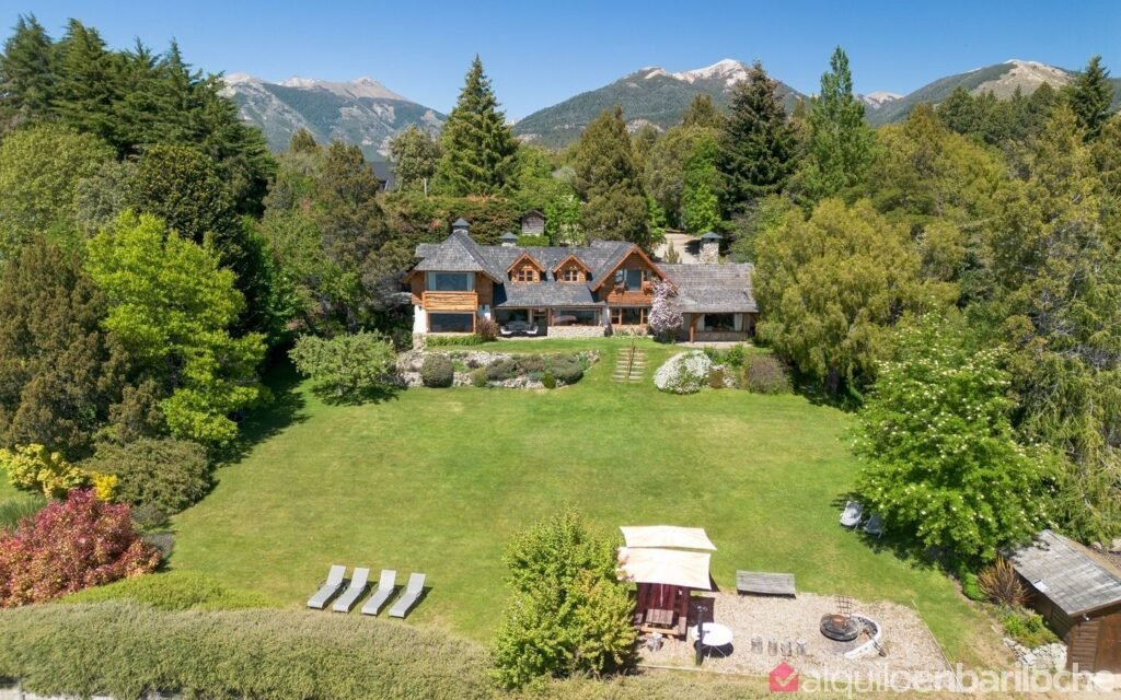 Casa con costa, playa y muelle privado sobre el Nahuel Huapi, para 11, foto 37