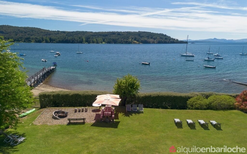 Casa con costa, playa y muelle privado sobre el Nahuel Huapi, para 11, foto 38
