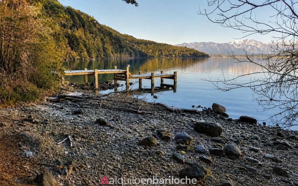 Casa con Costa de Lago Nahuel Huapi y Muelle en Península San Pedro, foto 53