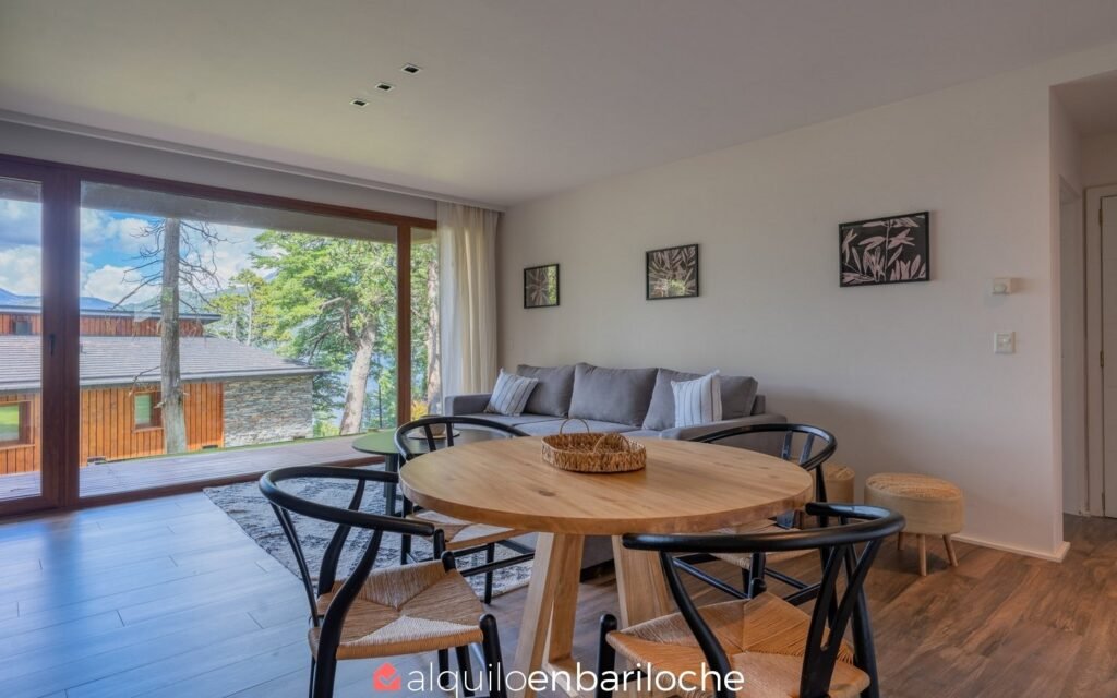 Departamento en planta baja para 3, con jardín, en Peñón de Arelauquen
