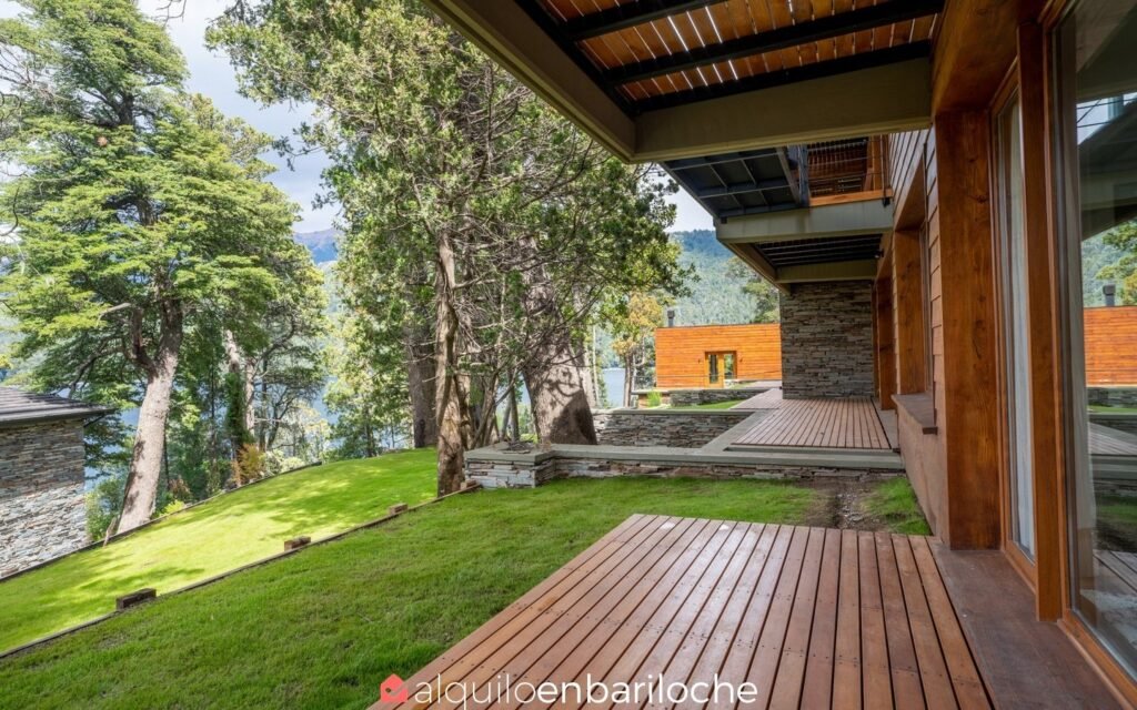 Departamento en planta baja para 3, con jardín, en Peñón de Arelauquen