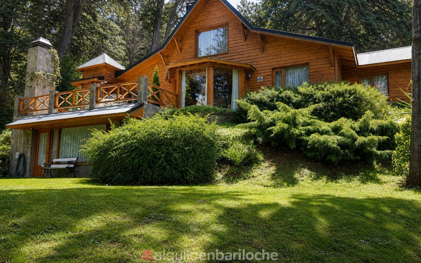 Casa con Gran Parque y Vistas al Catedral | Arelauquen Golf