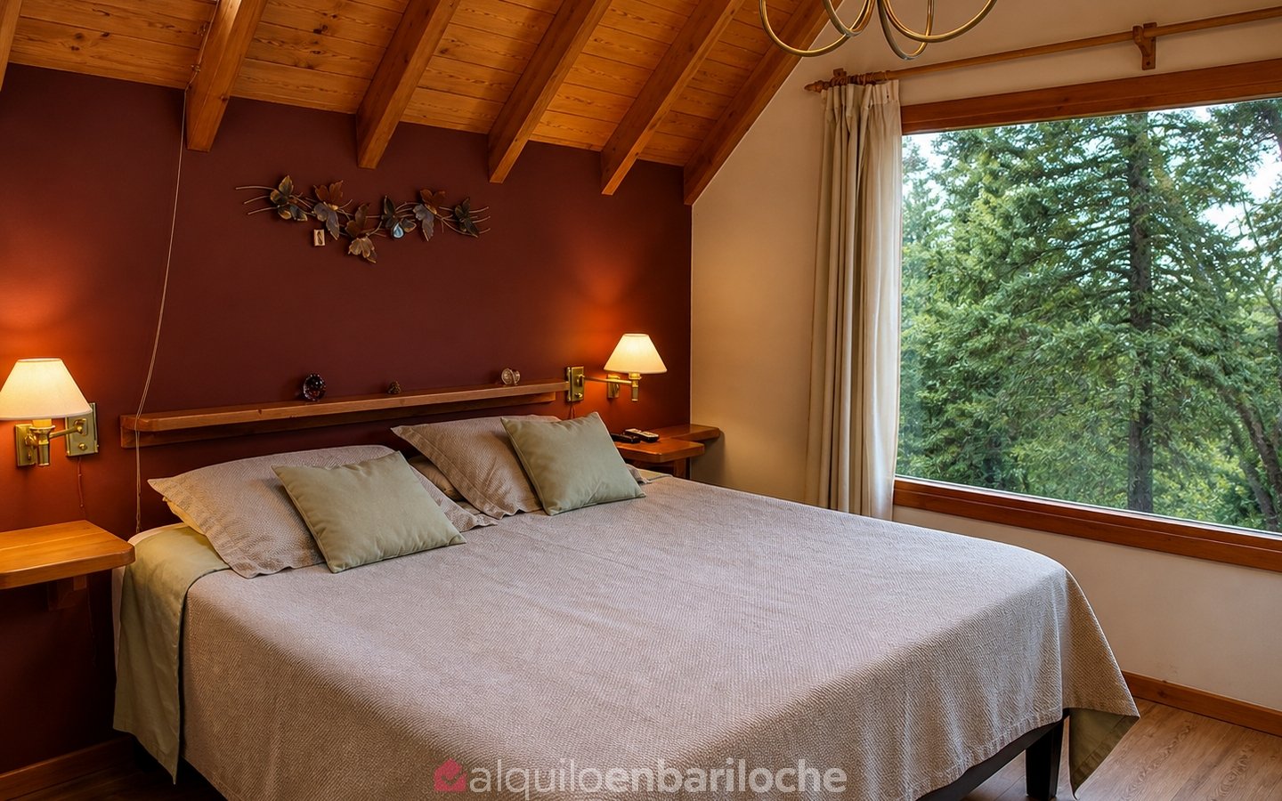 Casa con Gran Parque y Vistas al Catedral | Arelauquen Golf