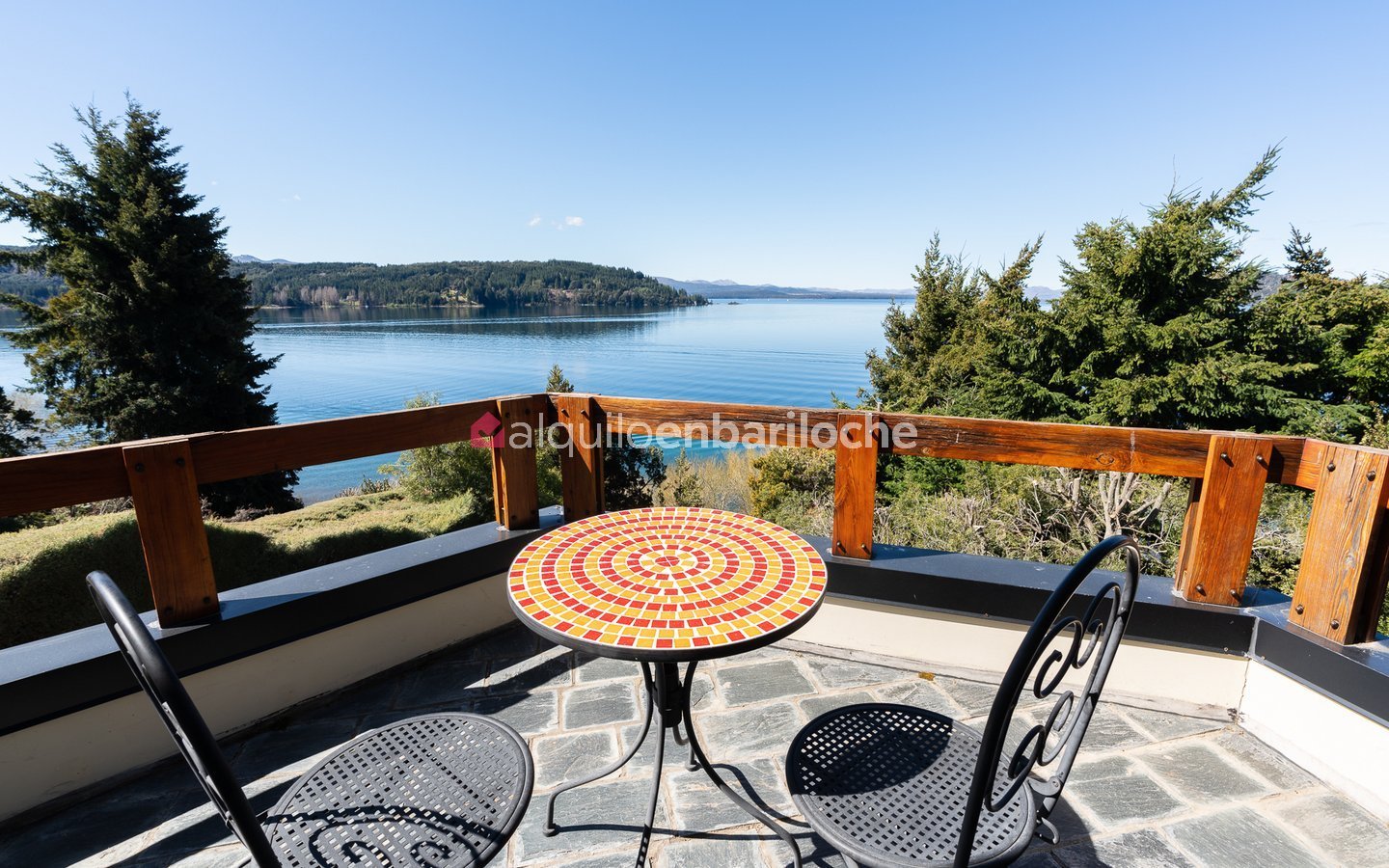 Casa con Playa en Km 12 | Alquiler con Costa de Lago