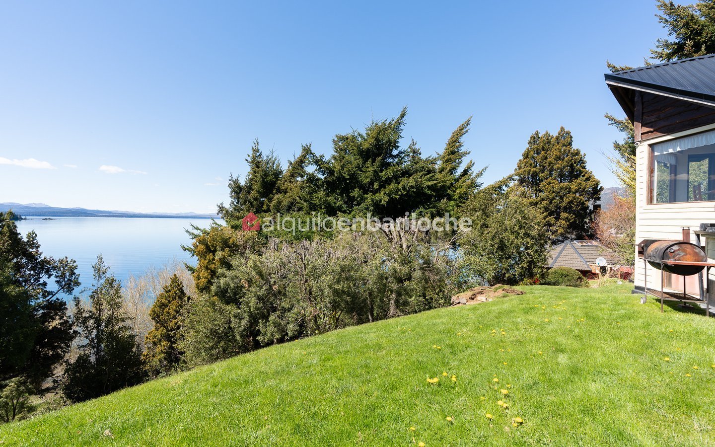 Casa con Playa en Km 12 | Alquiler con Costa de Lago