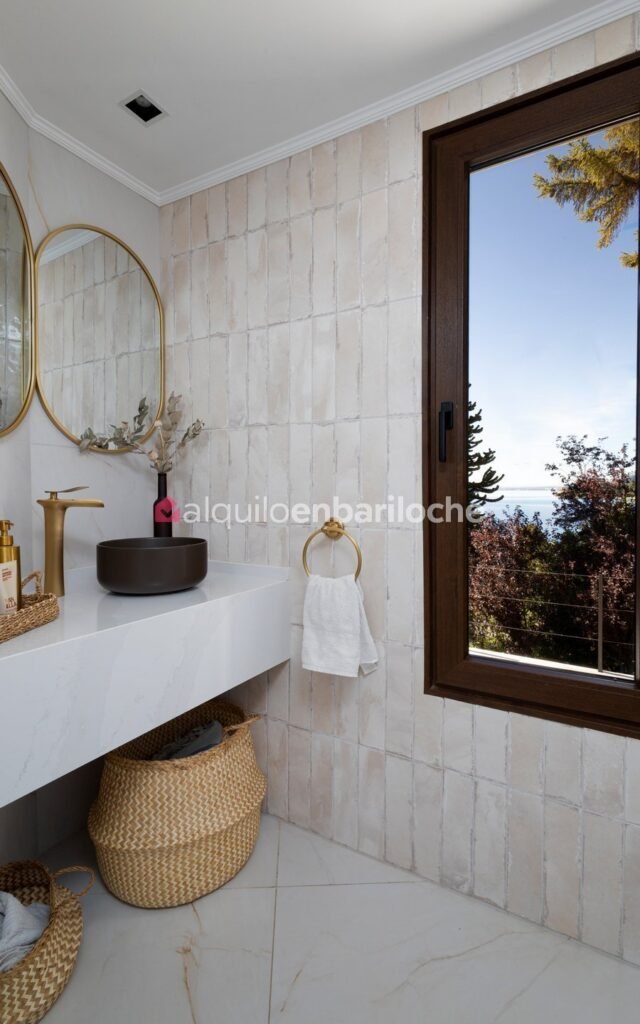 Residencia con costa del Nahuel Huapi para 10 personas, foto 8