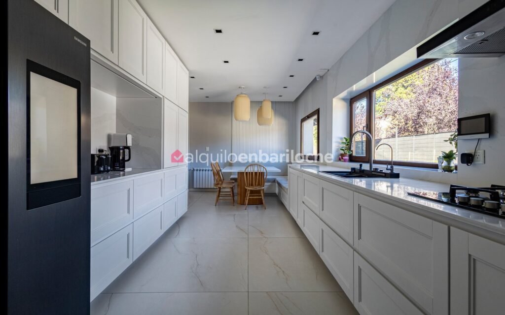 Residencia con costa del Nahuel Huapi para 10 personas, foto 9