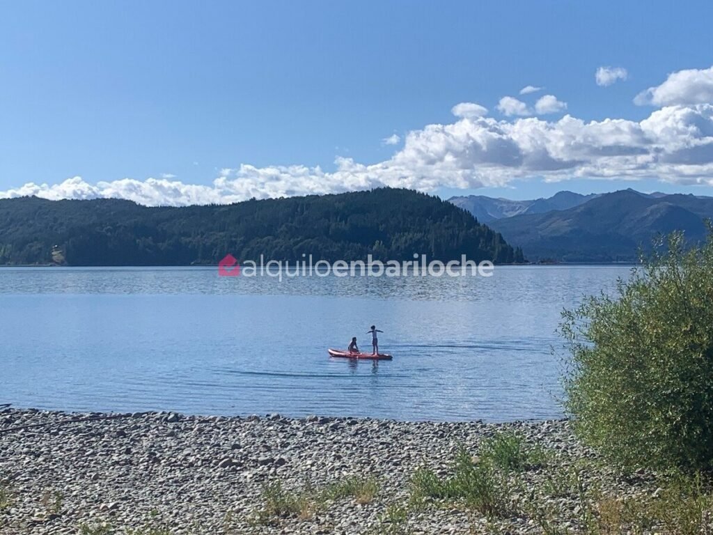 Casa con costa y playa sobre el Nahuel Huapi para 10 personas, foto 51