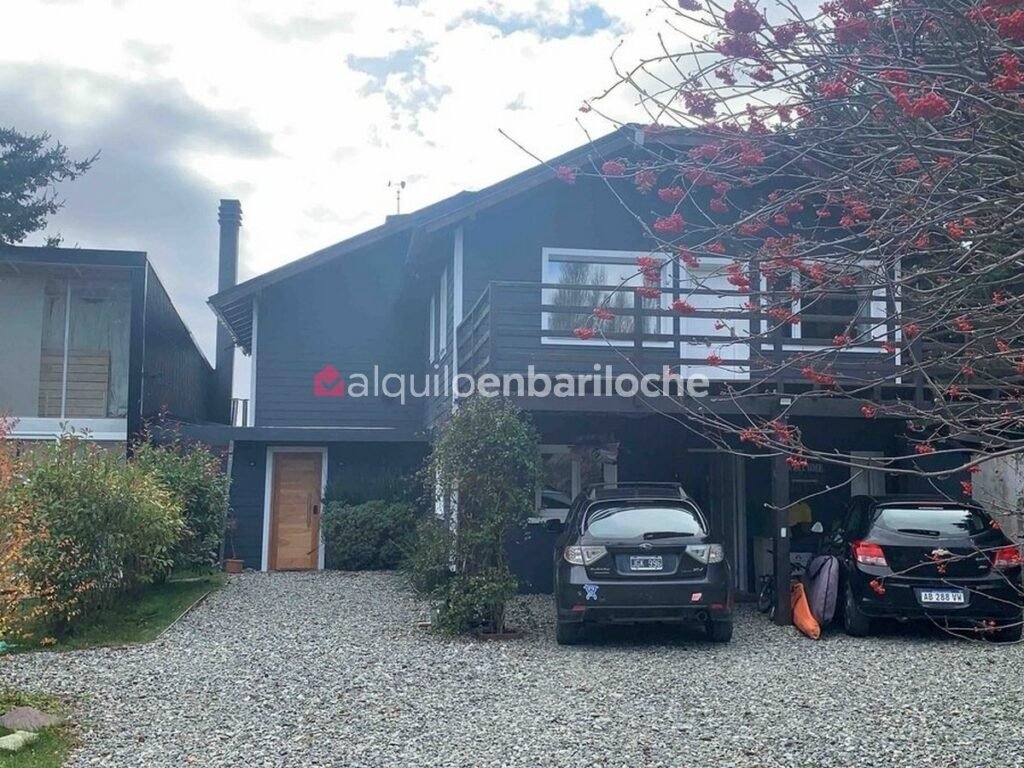 Casa con costa y playa sobre el Nahuel Huapi para 10 personas, foto 44