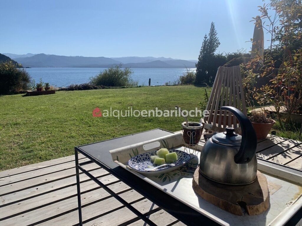Casa con costa y playa sobre el Nahuel Huapi para 10 personas, foto 50