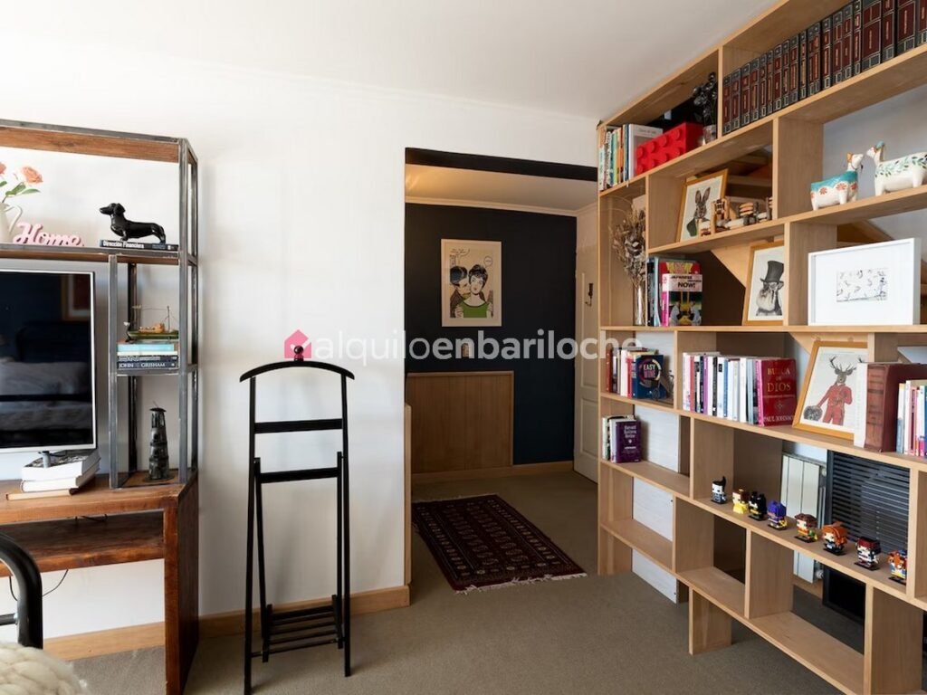 Casa con costa y playa sobre el Nahuel Huapi para 10 personas, foto 23