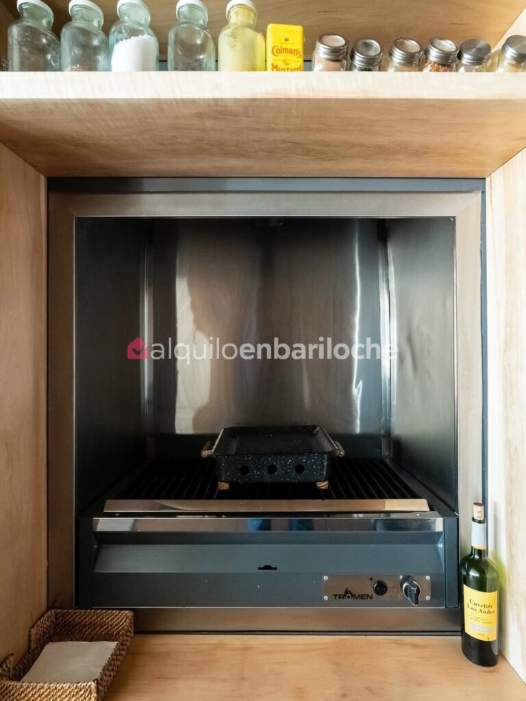 Casa con costa y playa sobre el Nahuel Huapi para 10 personas, foto 10