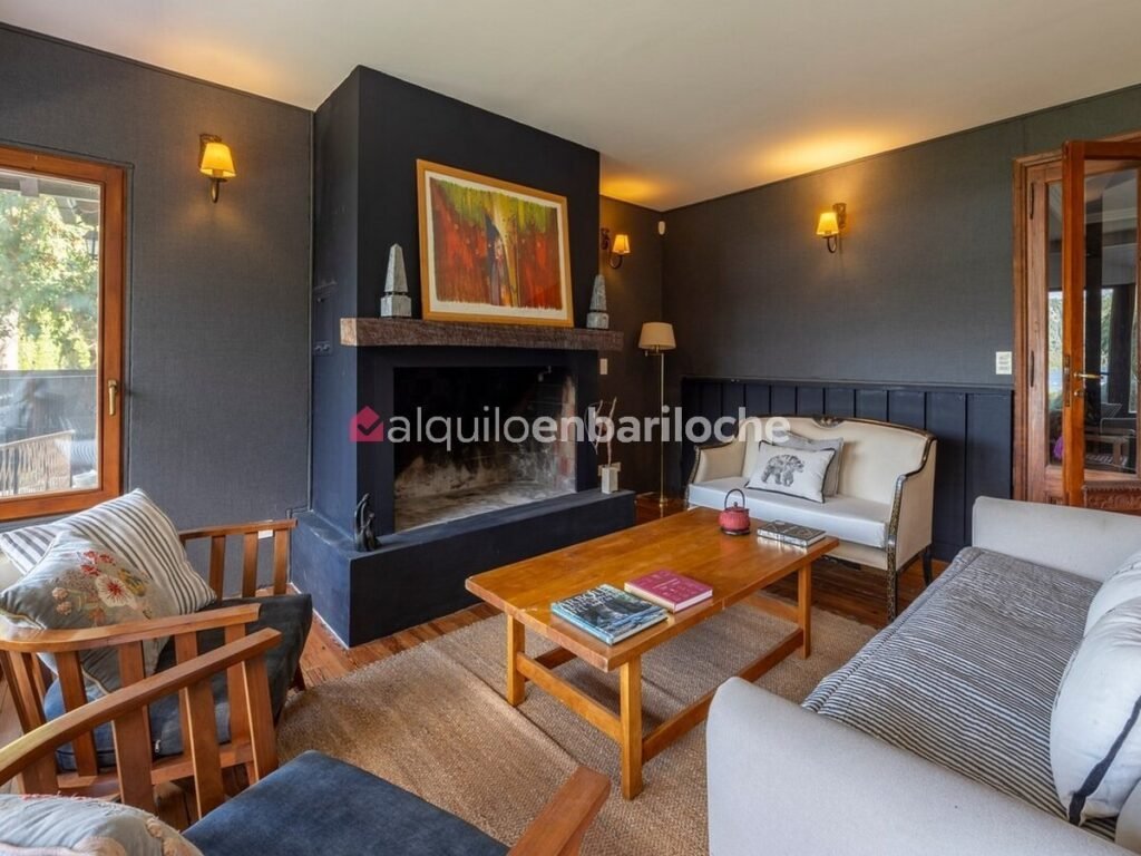 Casa de 7 dormitorios con costa del Nahuel Huapi, para 14 personas