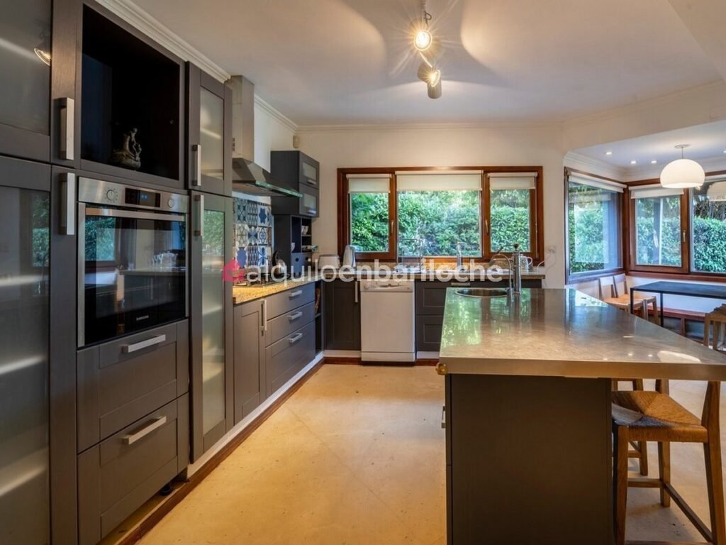 Casa de 7 dormitorios con costa del Nahuel Huapi, para 14 personas, foto 6