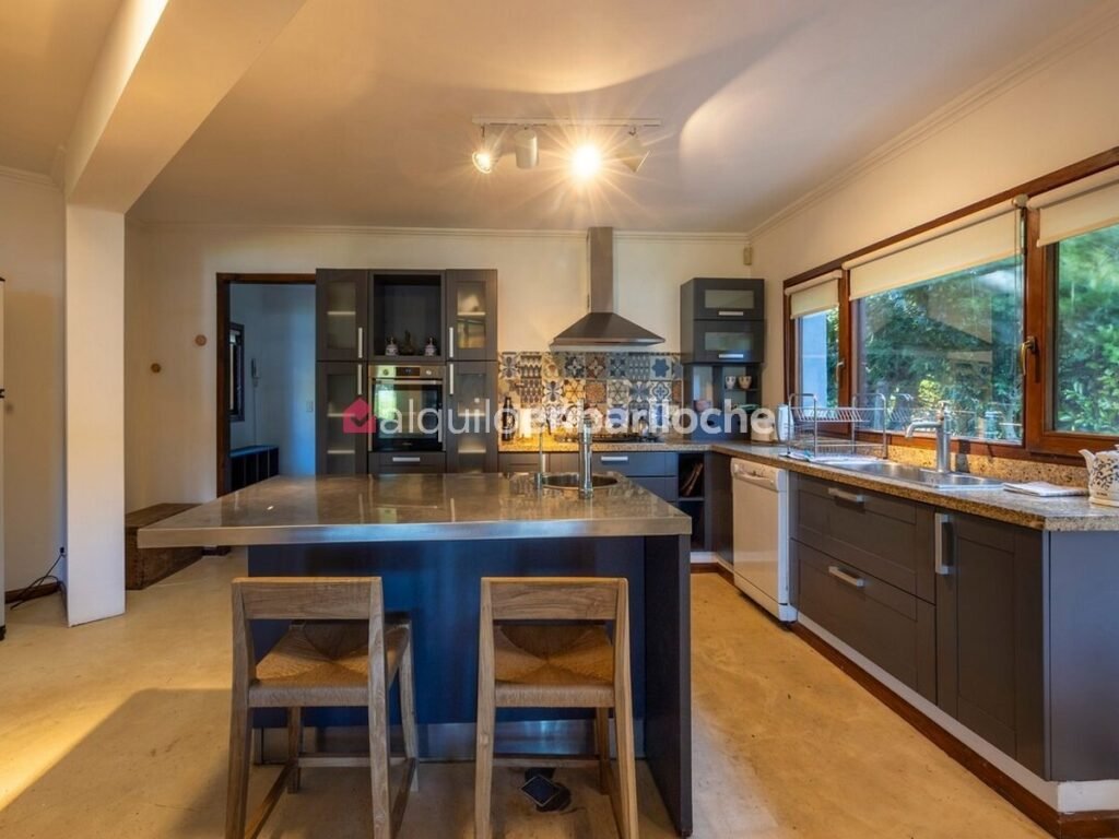 Casa de 7 dormitorios con costa del Nahuel Huapi, para 14 personas, foto 7