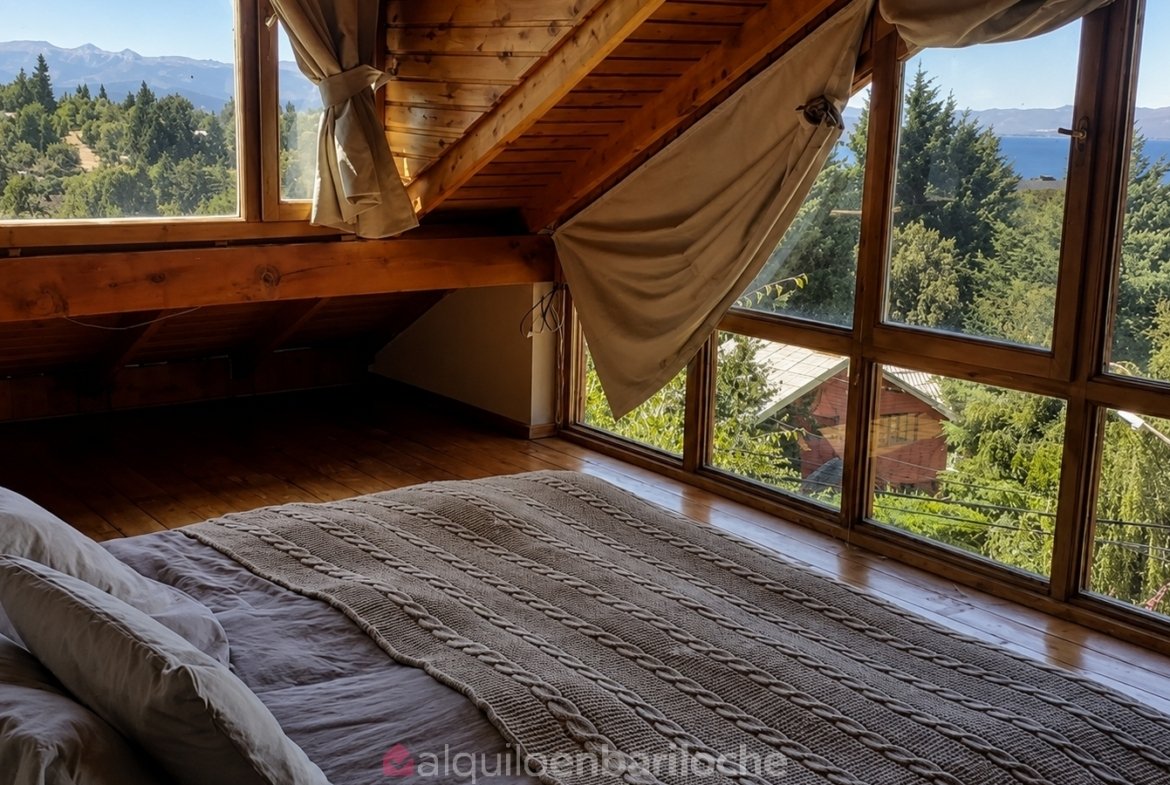 Casa en Barrio Jardín Botánico | Vista al Lago