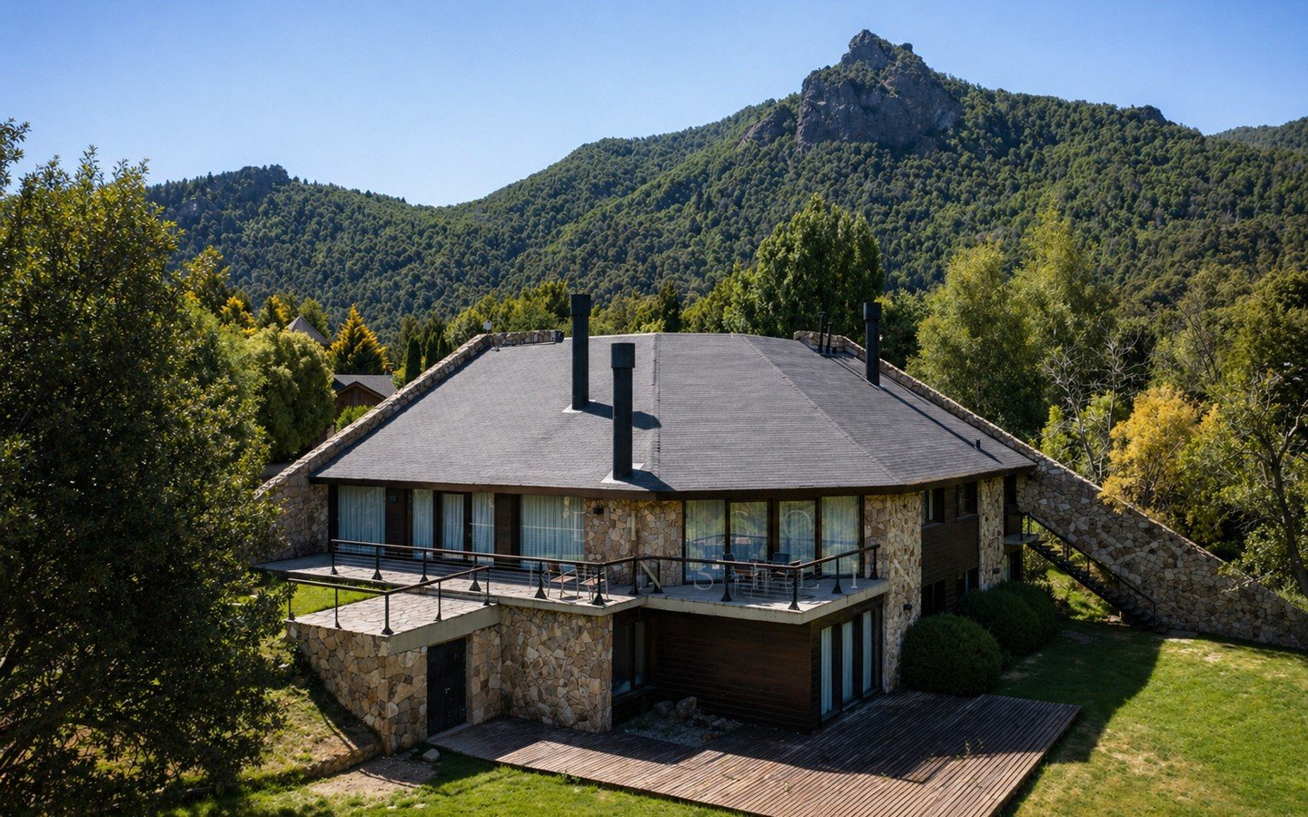 Casa para 8 en Arelauquen Golf & Country Club con vistas al golf y los cerros