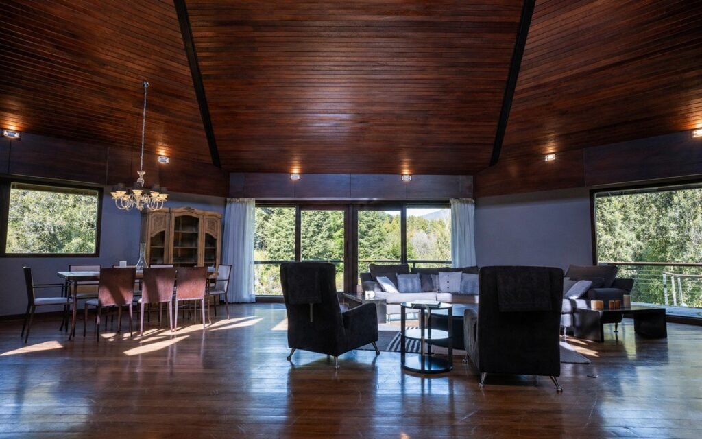 Casa para 8 en Arelauquen Golf & Country Club con vistas al golf y los cerros