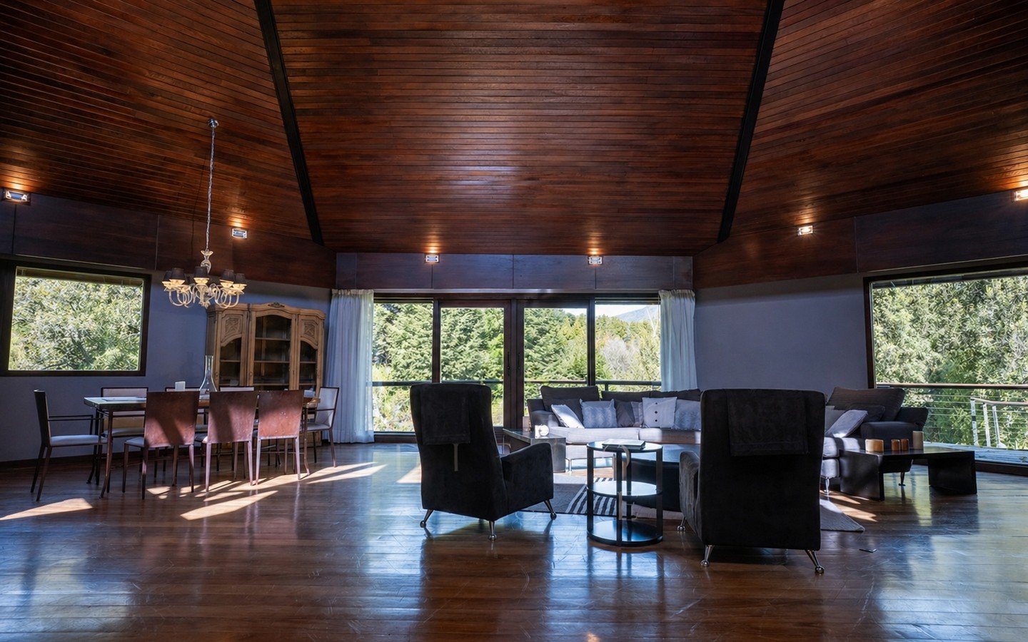 Casa para 8 en Arelauquen Golf & Country Club con vistas al golf y los cerros