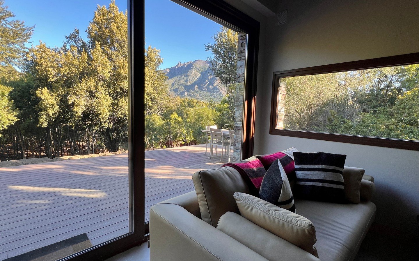 Casa para 8 en Arelauquen, barrio cerrado de Bariloche, con vistas al Cerro Ventana