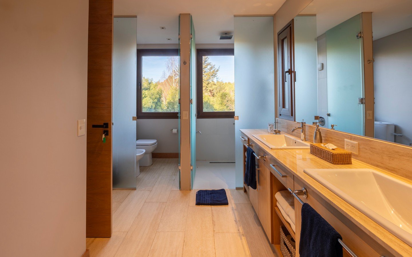Casa para 8 en Arelauquen, barrio cerrado de Bariloche, con vistas al Cerro Ventana