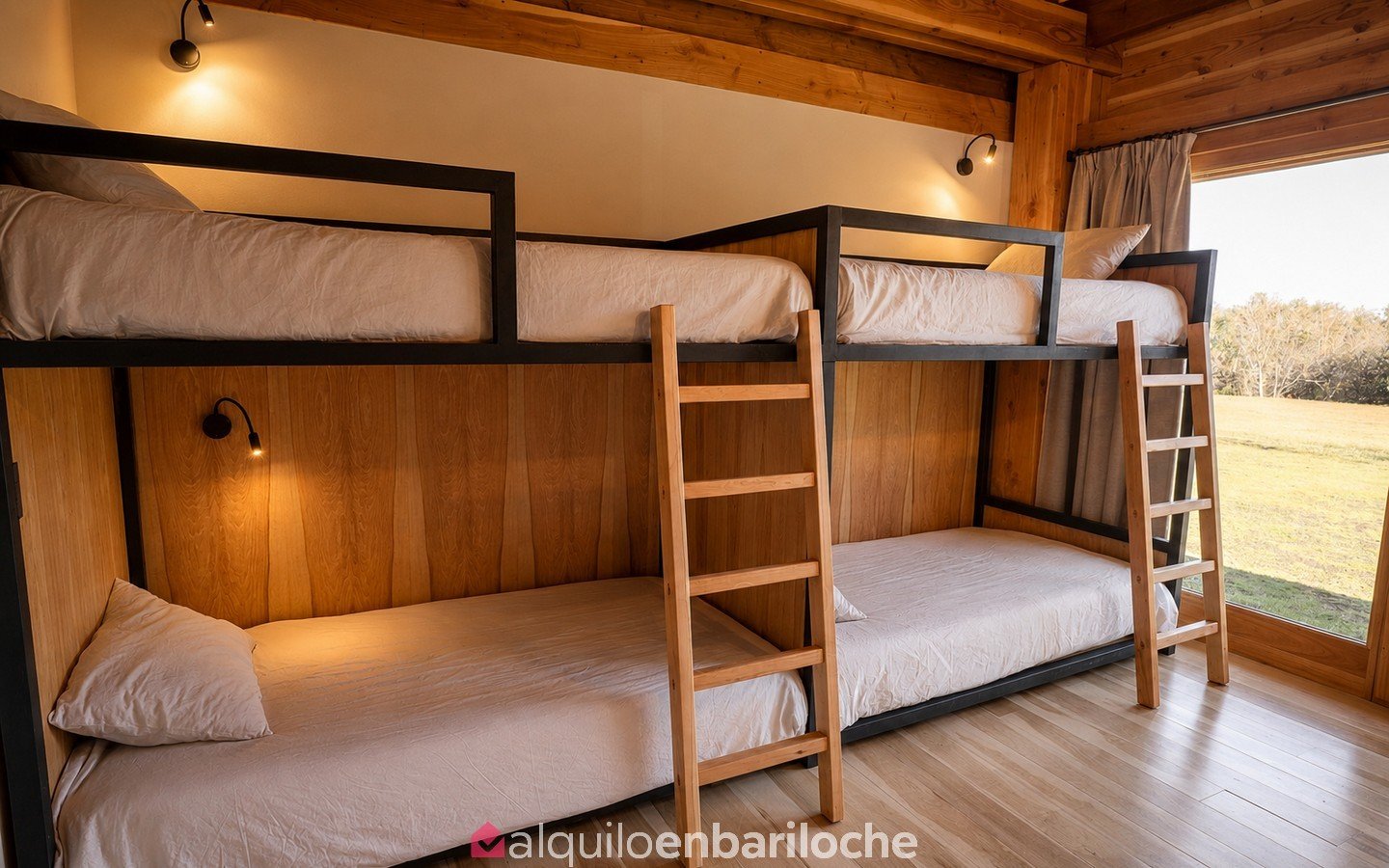 Casa para 12 en Arelauquen con vistas a los cerros y jacuzzi climatizado