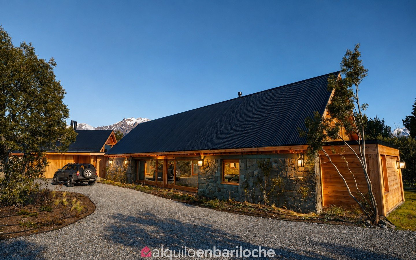 Casa para 12 en Arelauquen con vistas a los cerros y jacuzzi climatizado