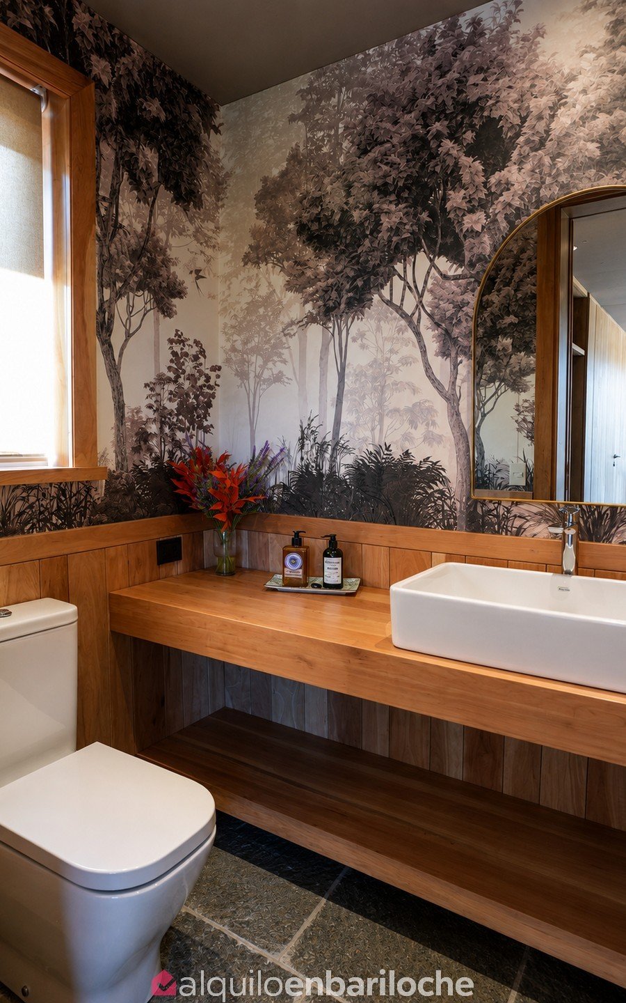 Casa para 12 en Arelauquen con vistas a los cerros y jacuzzi climatizado