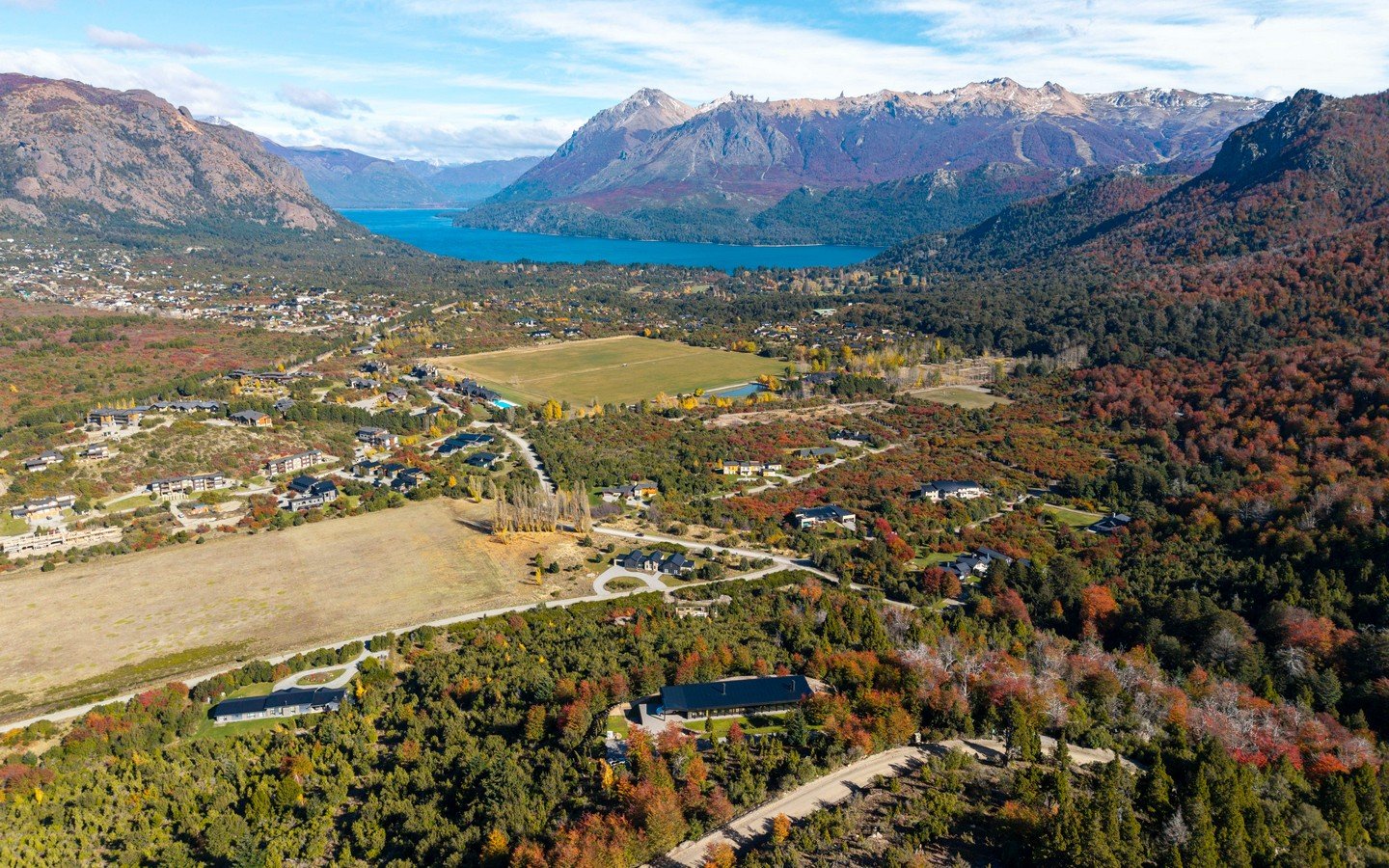 Alquiler Casa con Vista al Lago en Bariloche | Arelauquen