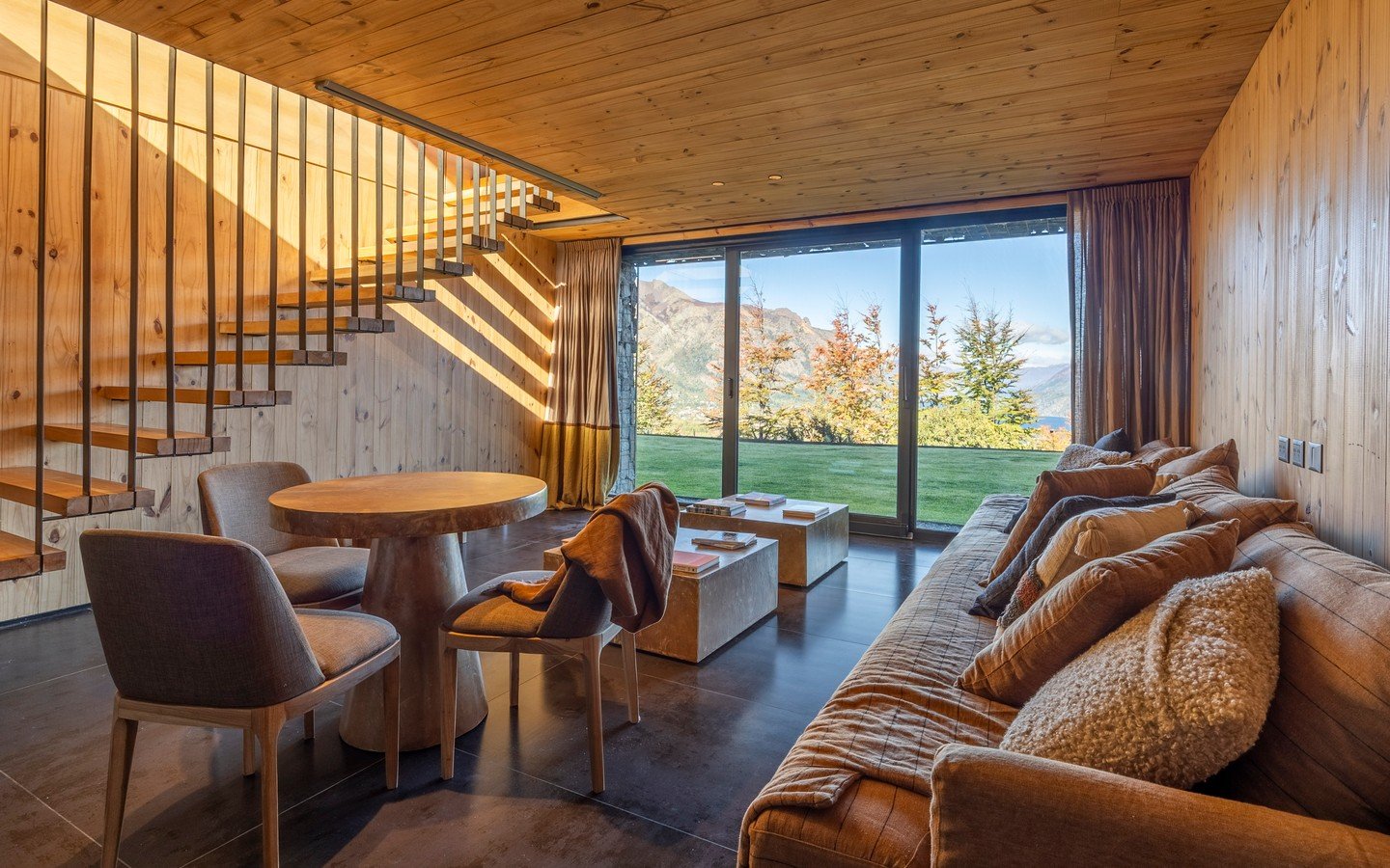 Alquiler Casa con Vista al Lago en Bariloche | Arelauquen