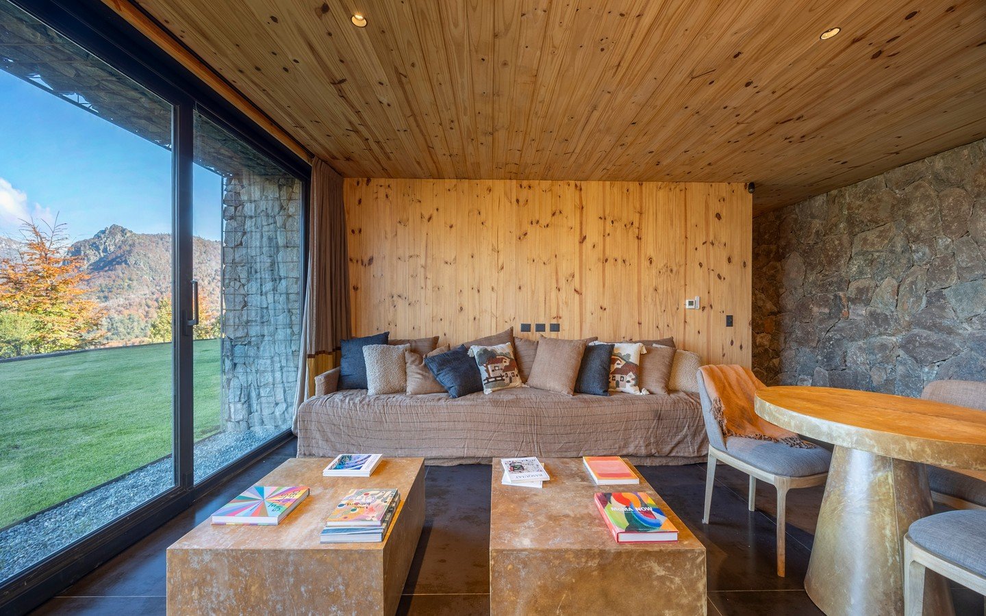 Alquiler Casa con Vista al Lago en Bariloche | Arelauquen