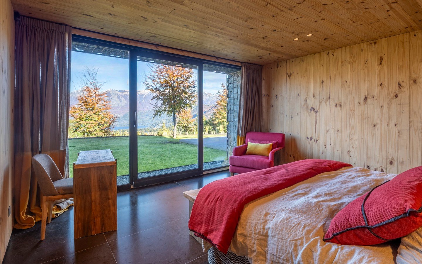 Alquiler Casa con Vista al Lago en Bariloche | Arelauquen