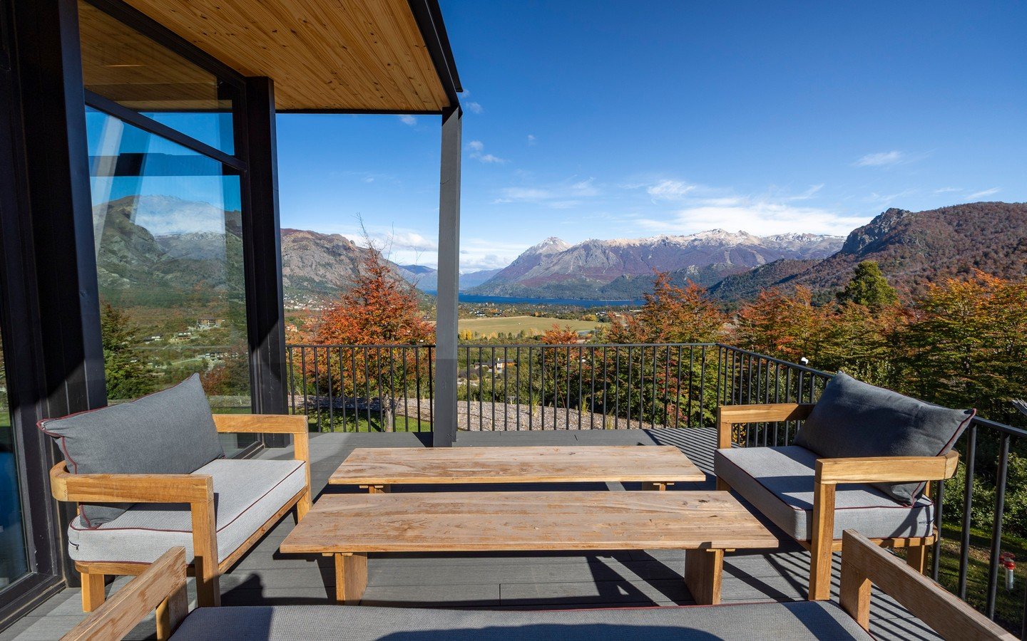Alquiler Casa con Vista al Lago en Bariloche | Arelauquen