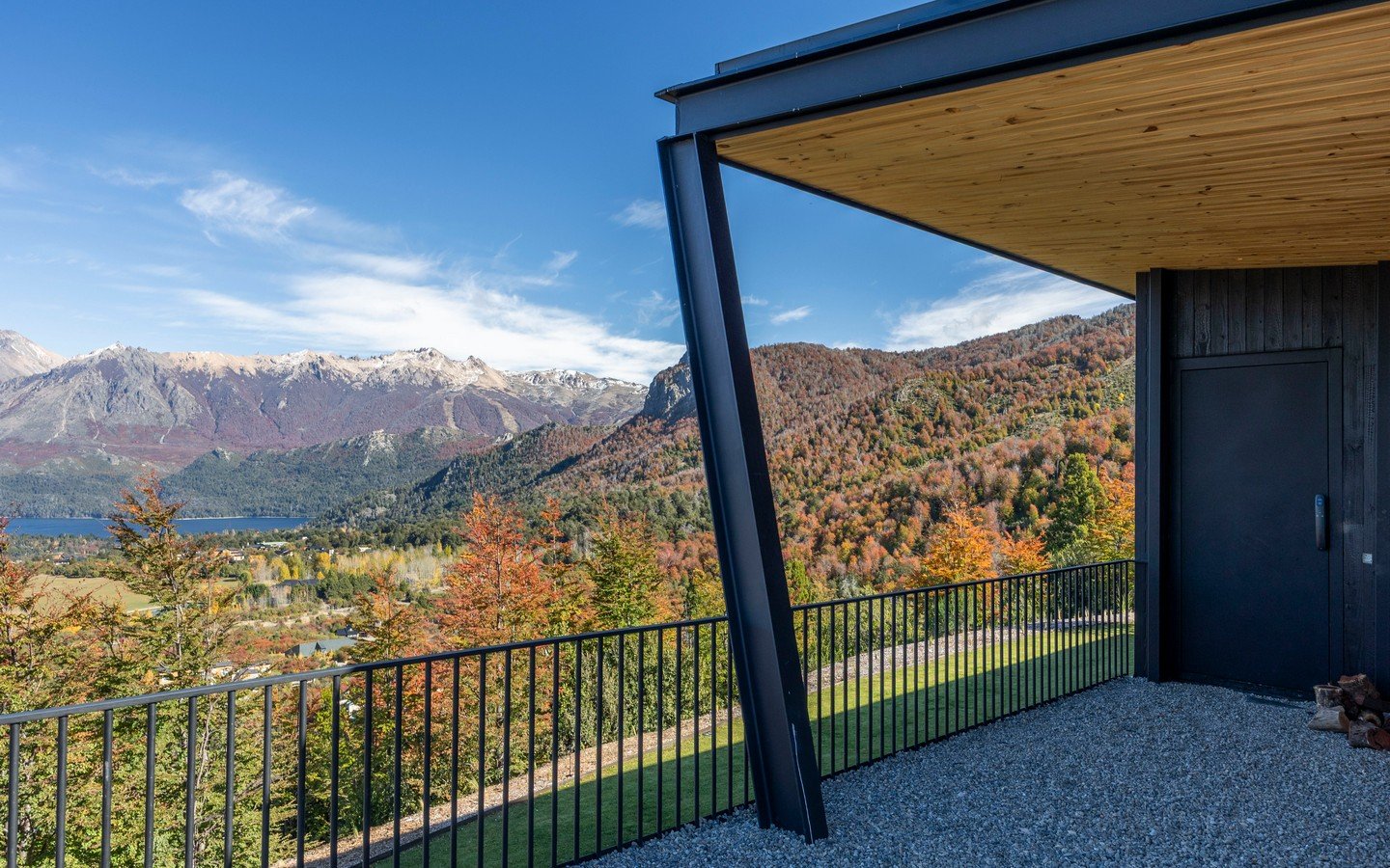 Alquiler Casa con Vista al Lago en Bariloche | Arelauquen