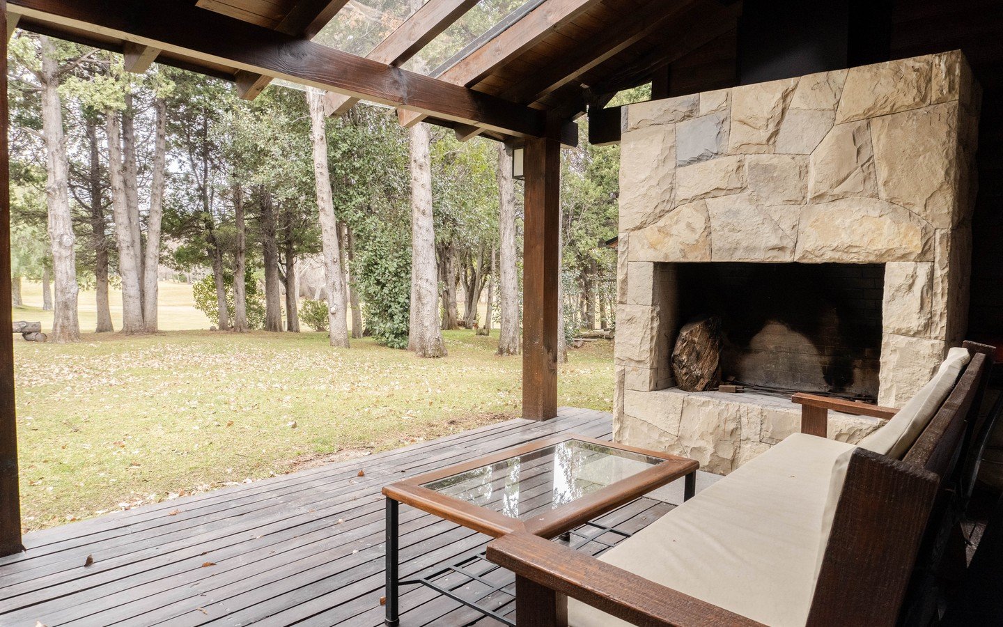Casa en Arelauquen: barrio cerrado con vista al golf