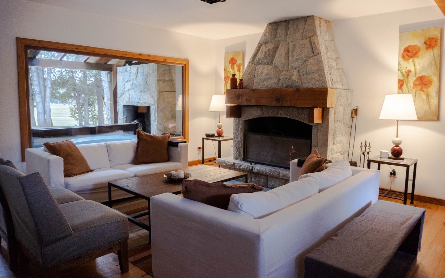 Casa en Arelauquen: barrio cerrado con vista al golf