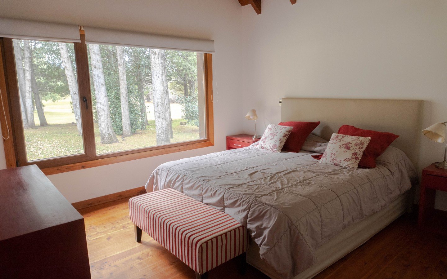 Casa en Arelauquen: barrio cerrado con vista al golf